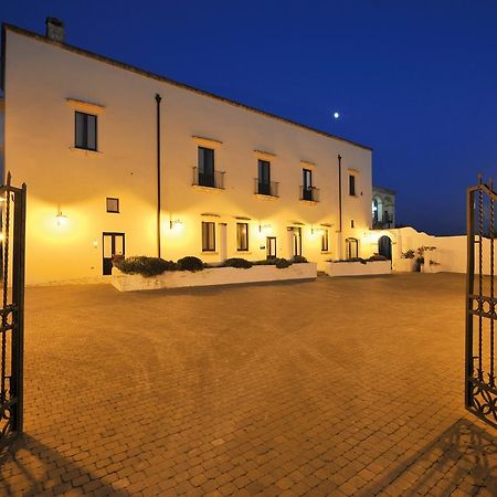 Albergo Villa Donna Isabella Санникола Екстериор снимка